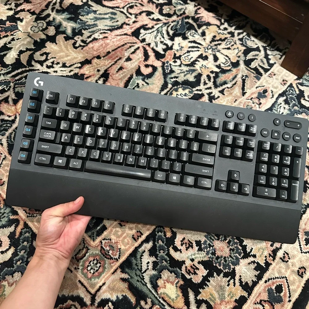 Logitech Wireless Gaming Mechanical Keyboard G613